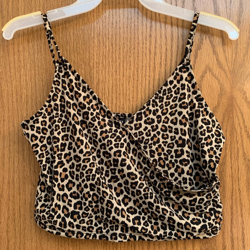 Leopard crop top